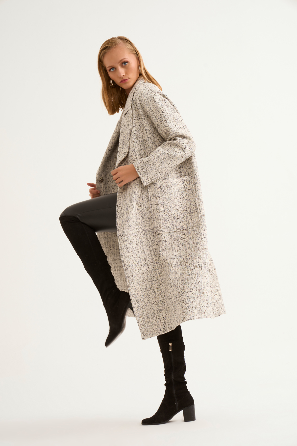 Cepli kırçıllı oversize kaban - SİYAH