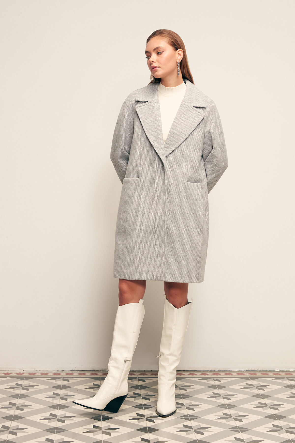 Cepli Kısa Kaban - GRİ