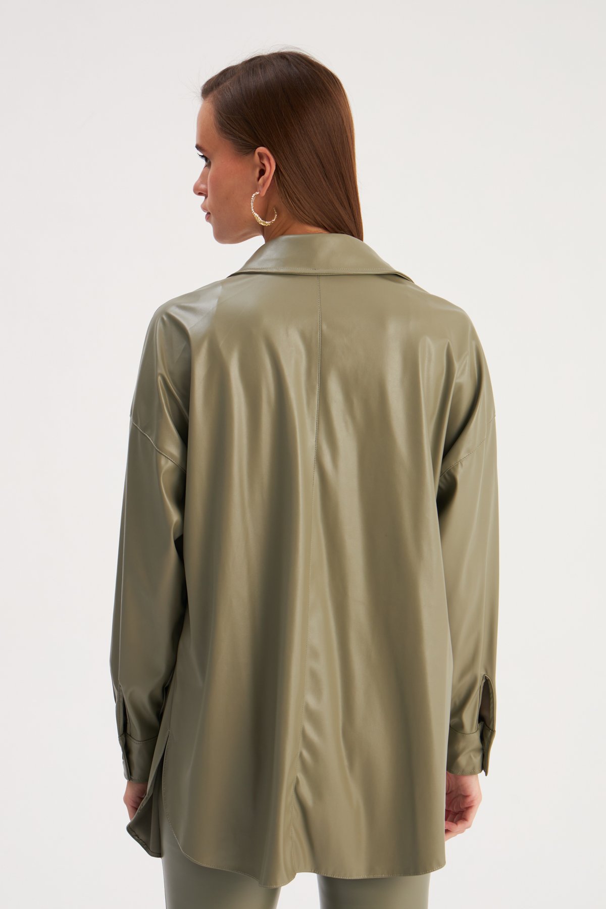 Cepli Uzun Deri Gömlek - ÇAĞLA YEŞİLİ