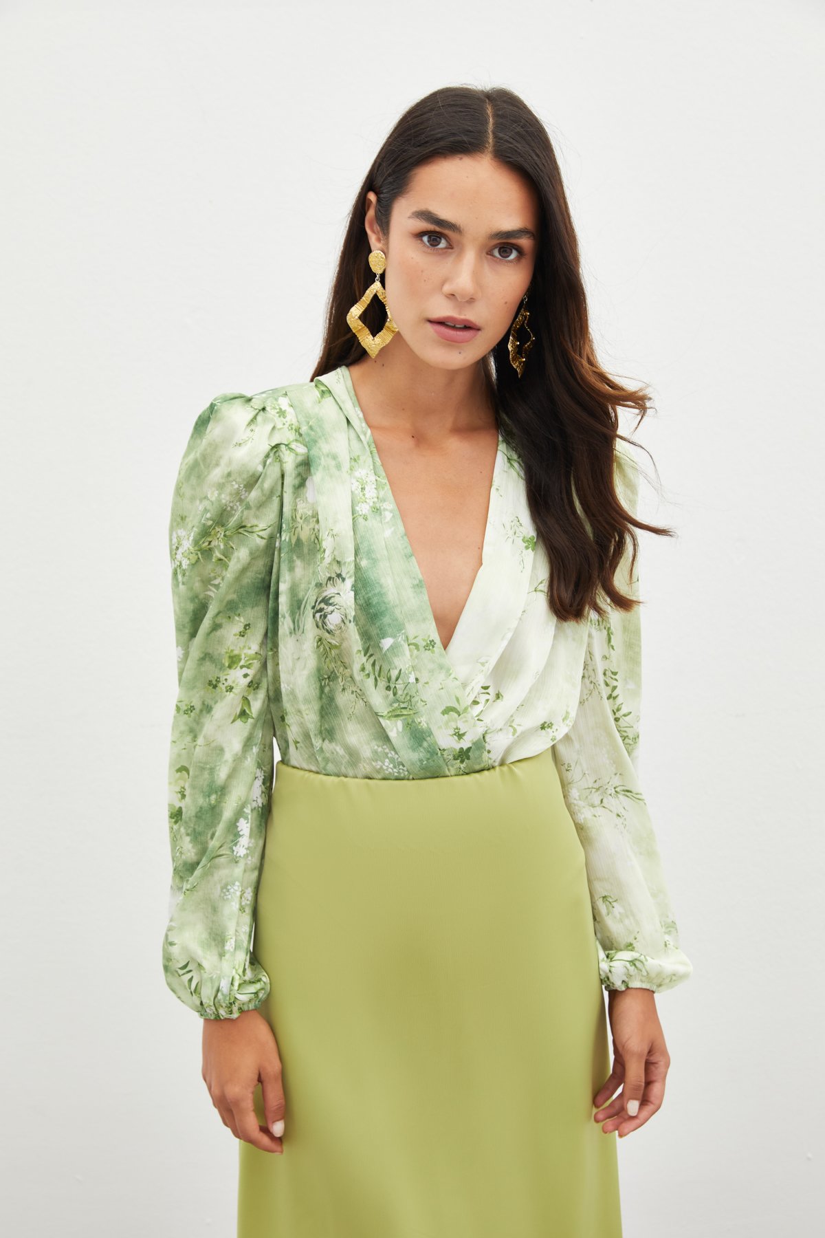 Çiçek Desenli Bodysuit Bluz - ÇAĞLA YEŞİLİ