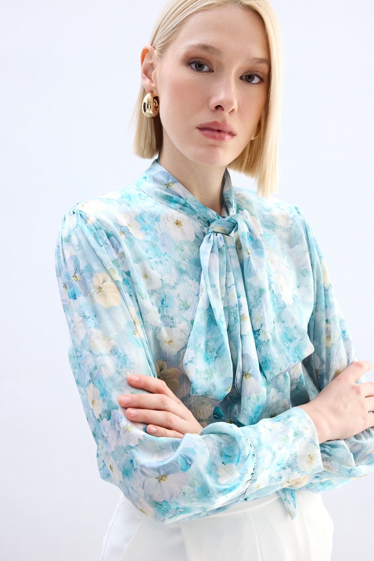 Çiçek Desenli Fularlı Gömlek - Mint