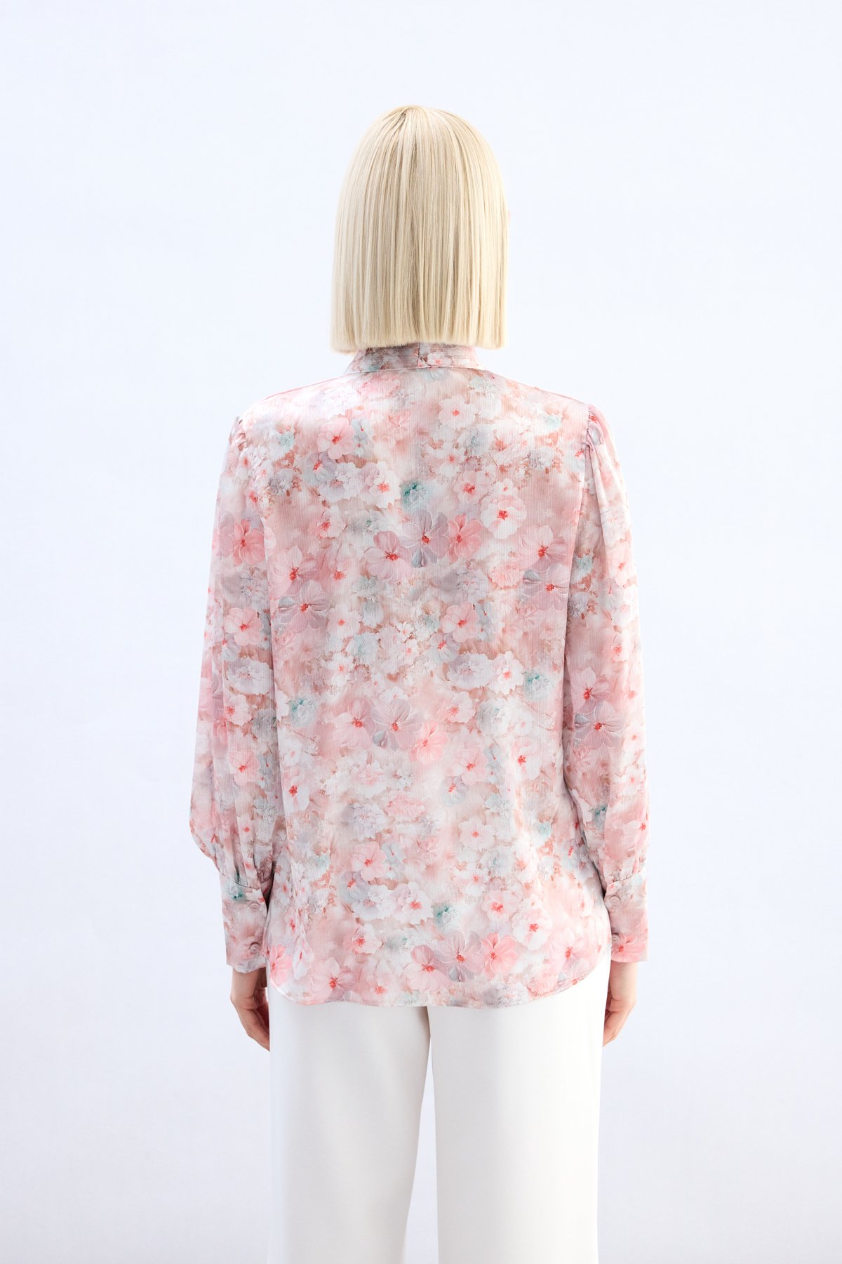 Çiçek Desenli Fularlı Gömlek - Pudra