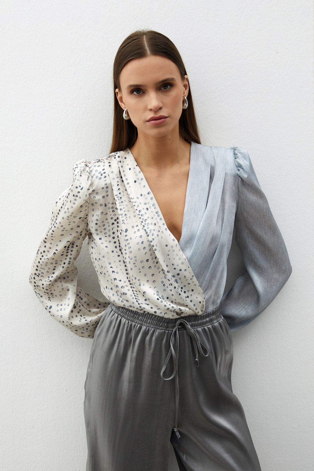 Çift Desenli Kruvaze Bluz - GRİ