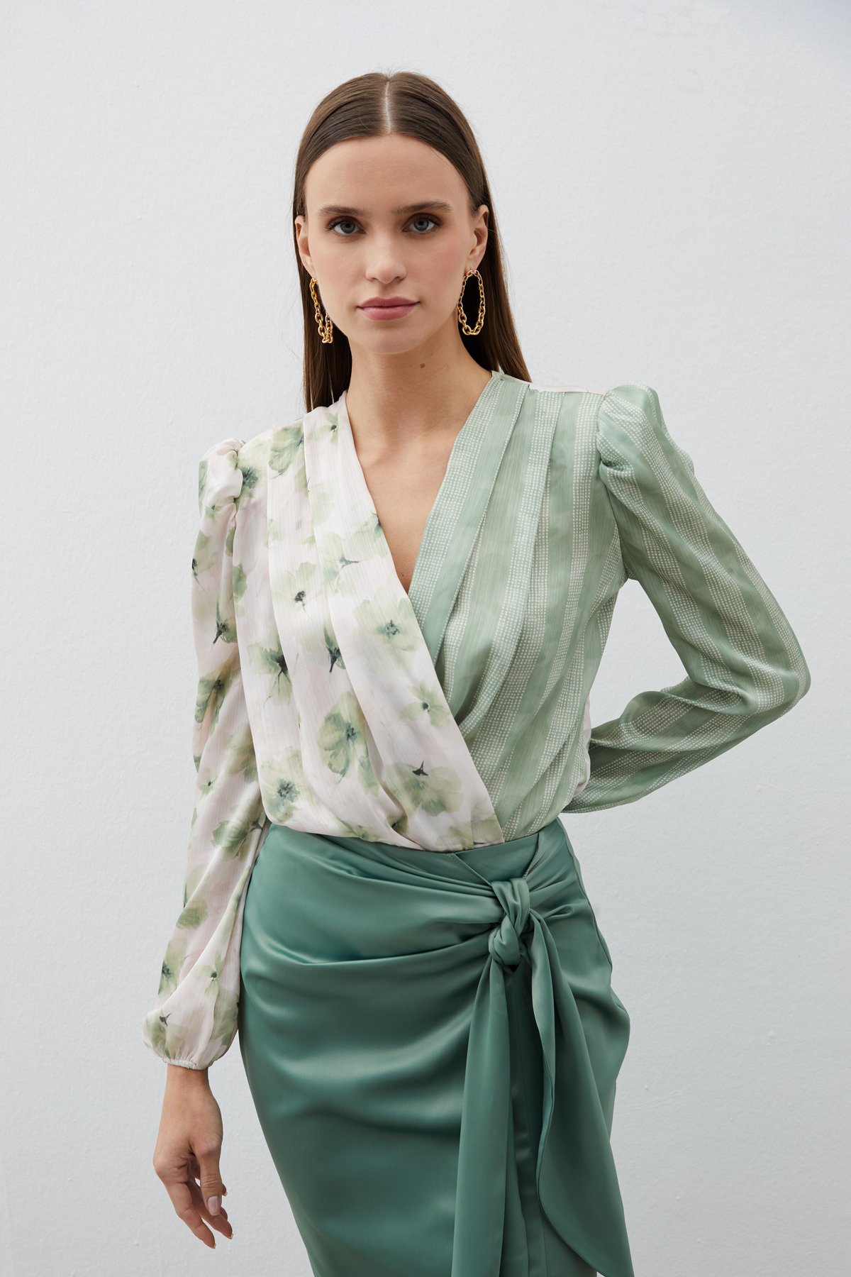 Çift Desenli Kruvaze Bodysuit Bluz - ÇAĞLA YEŞİLİ