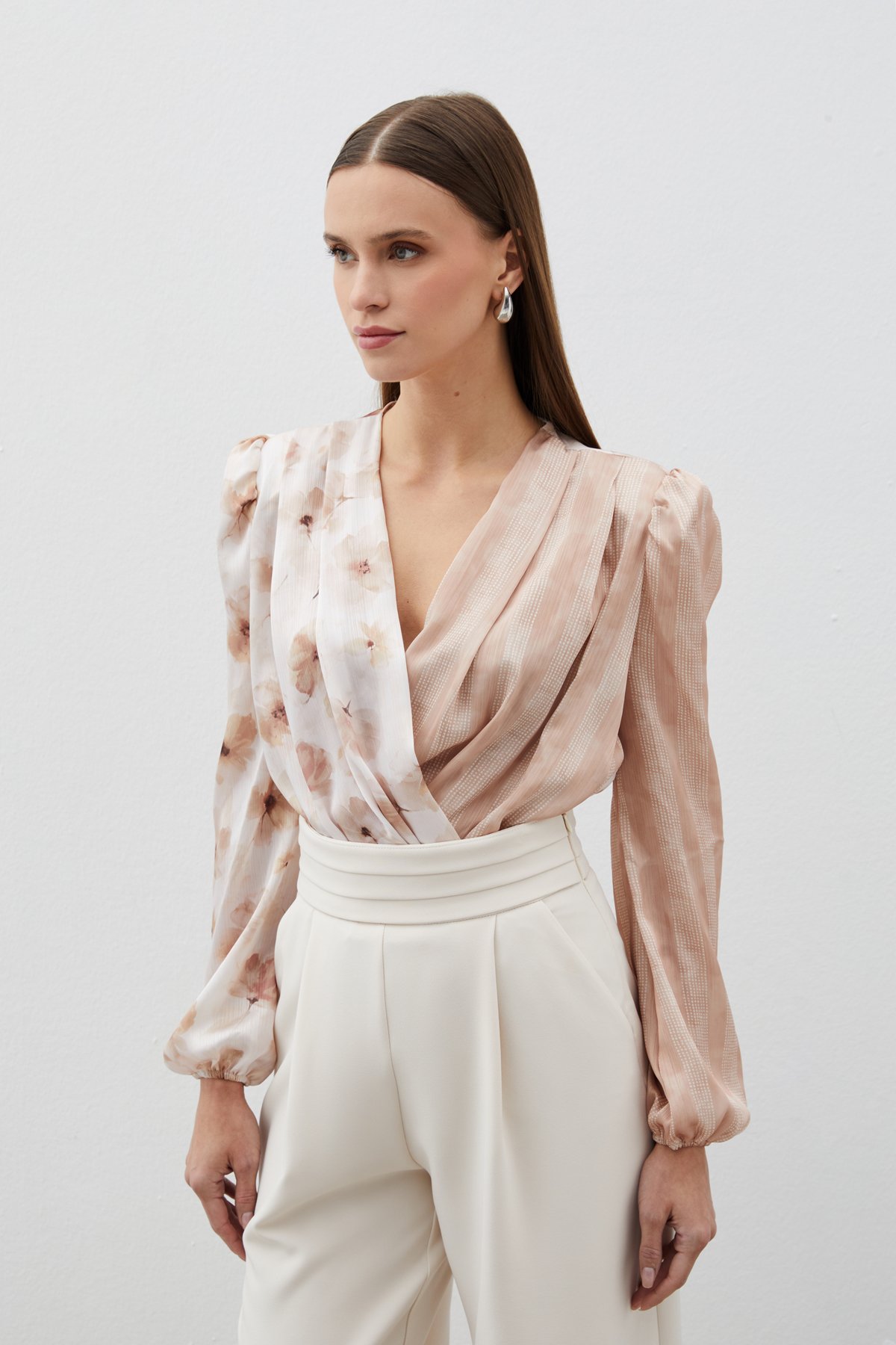 Çift Desenli Kruvaze Bodysuit Bluz - VİZON