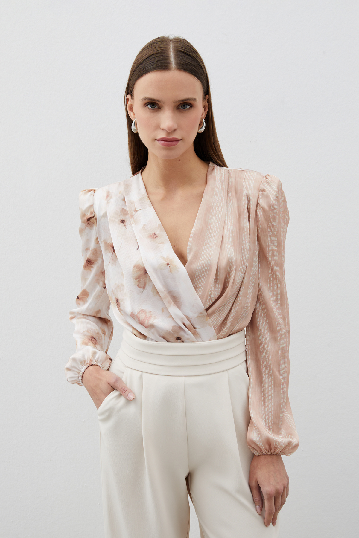 Çift Desenli Kruvaze Bodysuit Bluz - VİZON