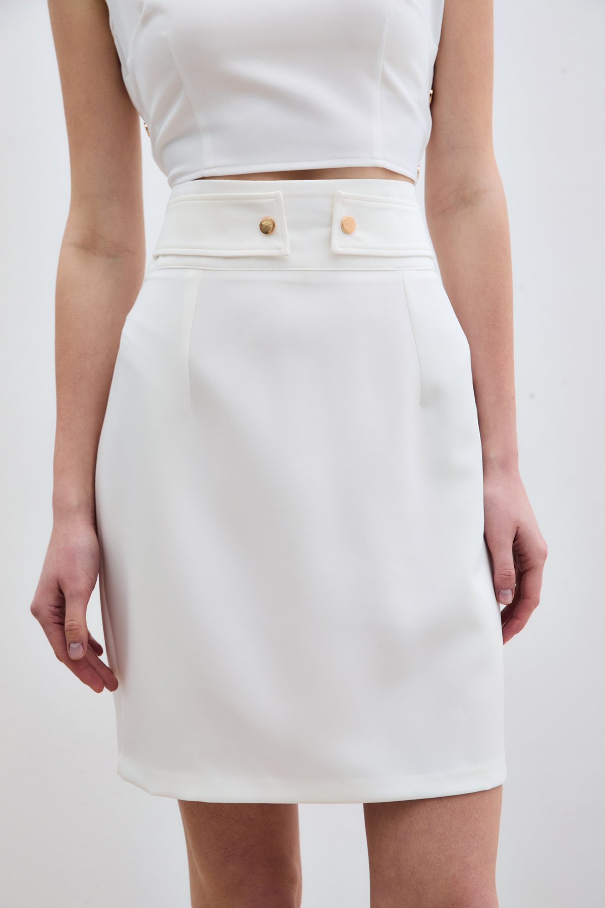 Çıt Aksesuarlı Mini Etek - Ekru