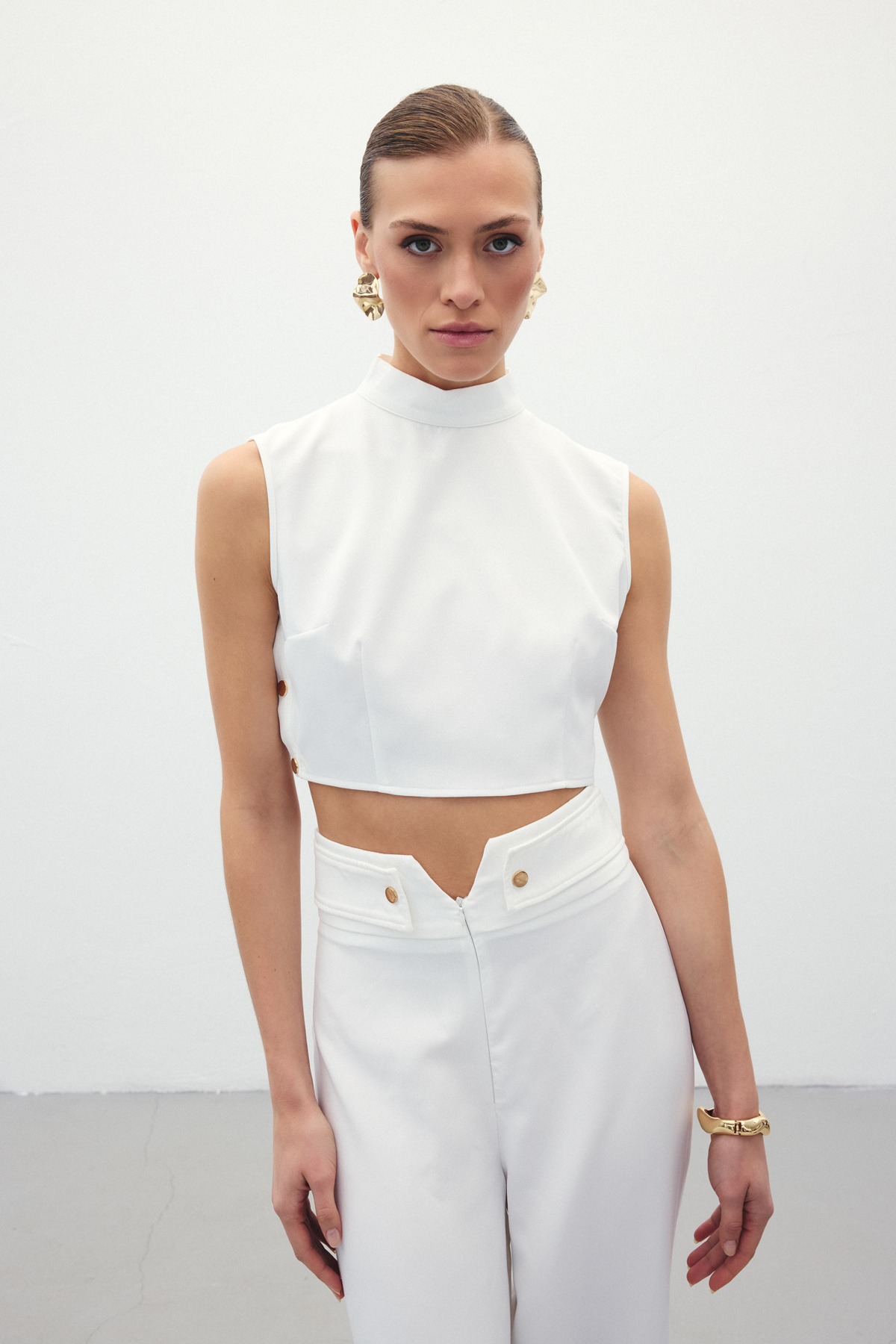 Çıt Çıt Detaylı Crop Bluz - Ekru