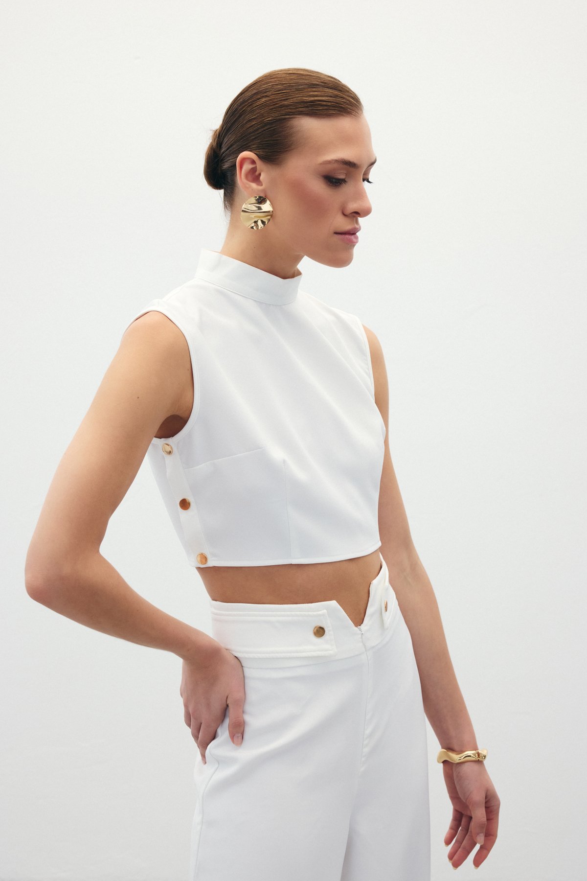 Çıt Çıt Detaylı Crop Bluz - Ekru