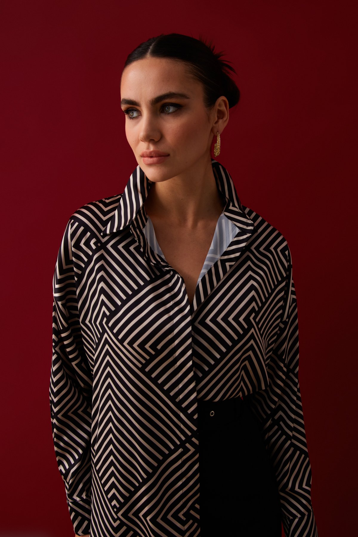 Çizgi Desenli Salaş Gömlek - SİYAH