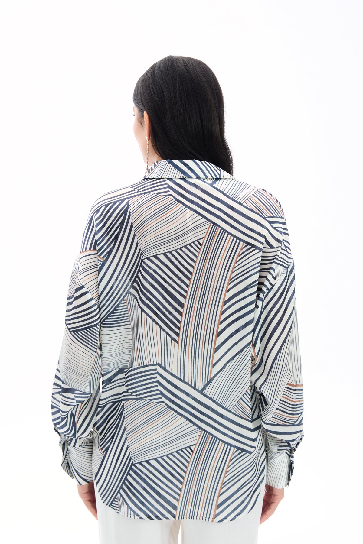 Çizgi Desenli Salaş Gömlek - Siyah