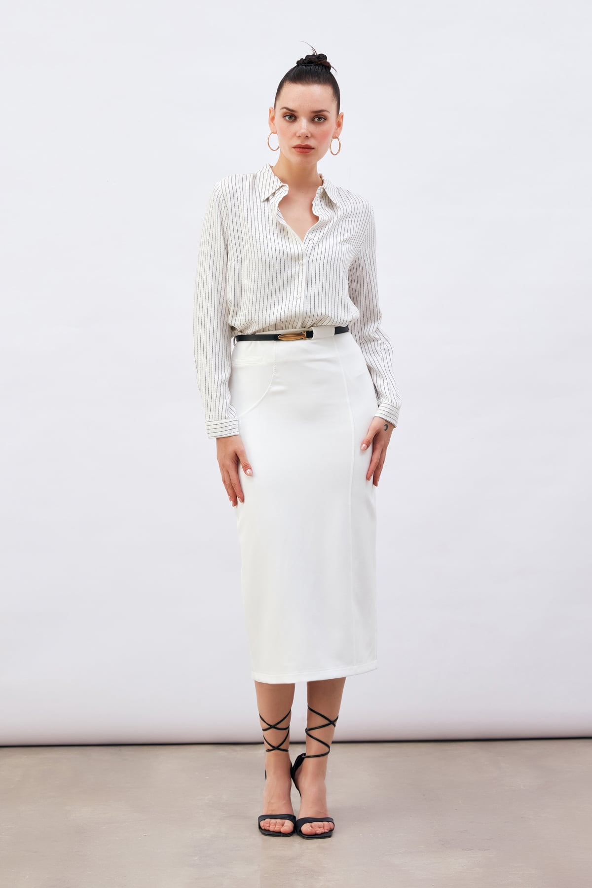 Line Pattern Long Shirt - ECRU
