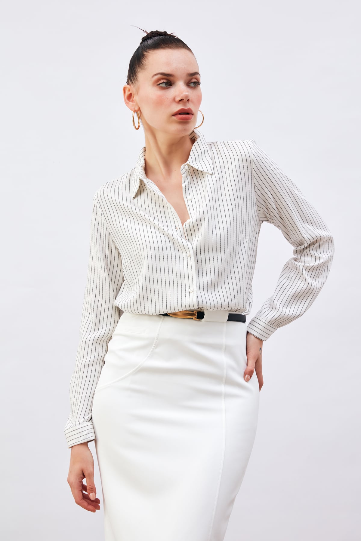 Line Pattern Long Shirt - ECRU