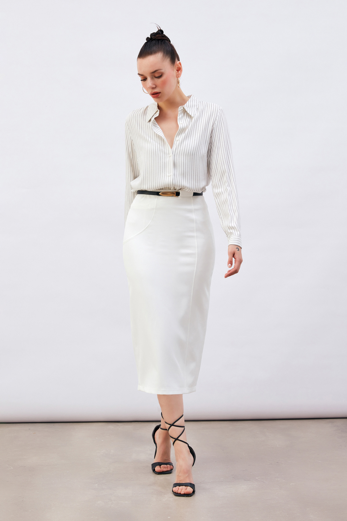 Line Pattern Long Shirt - ECRU