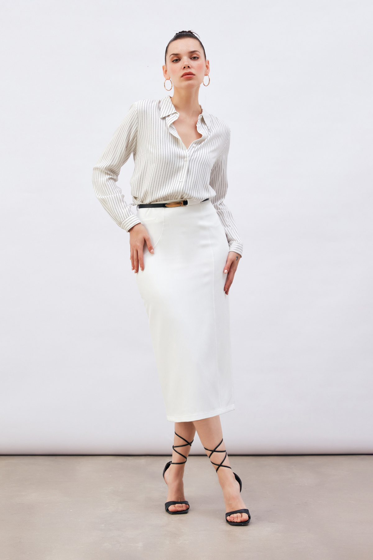 Line Pattern Long Shirt - ECRU