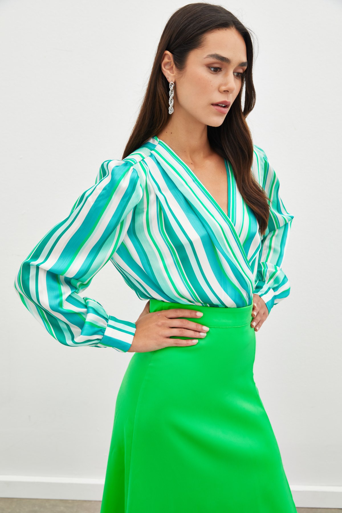 Çizgili Bodysuit Bluz - ÇAĞLA YEŞİLİ