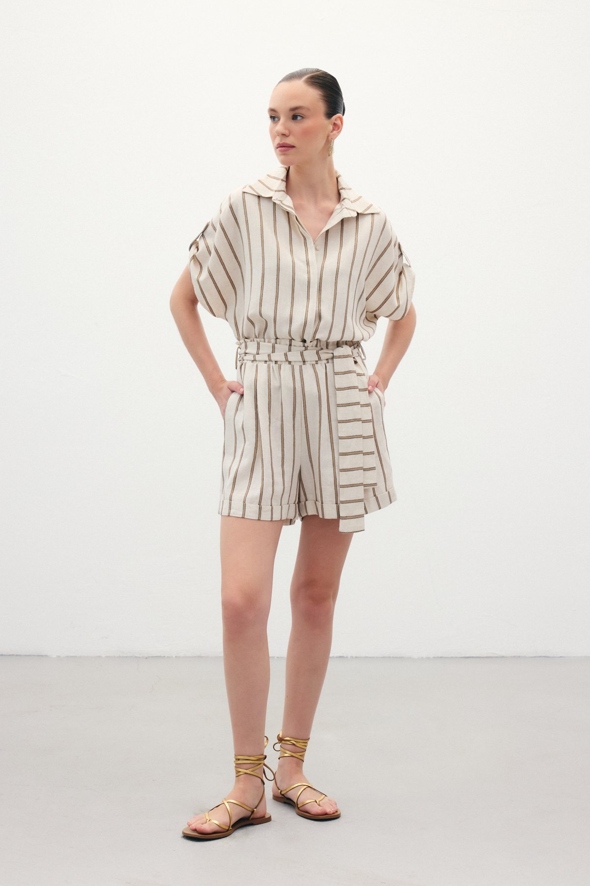 Çizgili Keten Şort - Camel