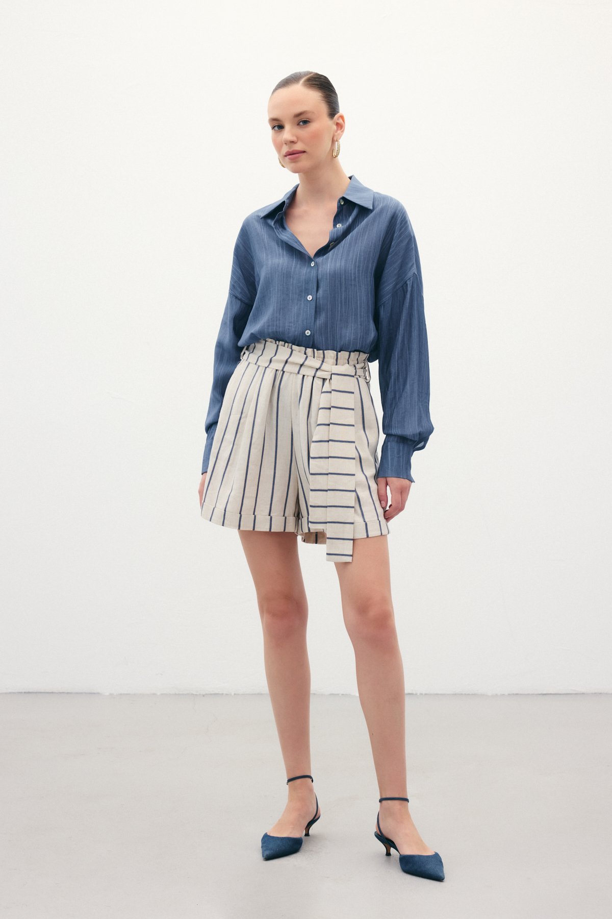 Çizgili Keten Şort - Lacivert