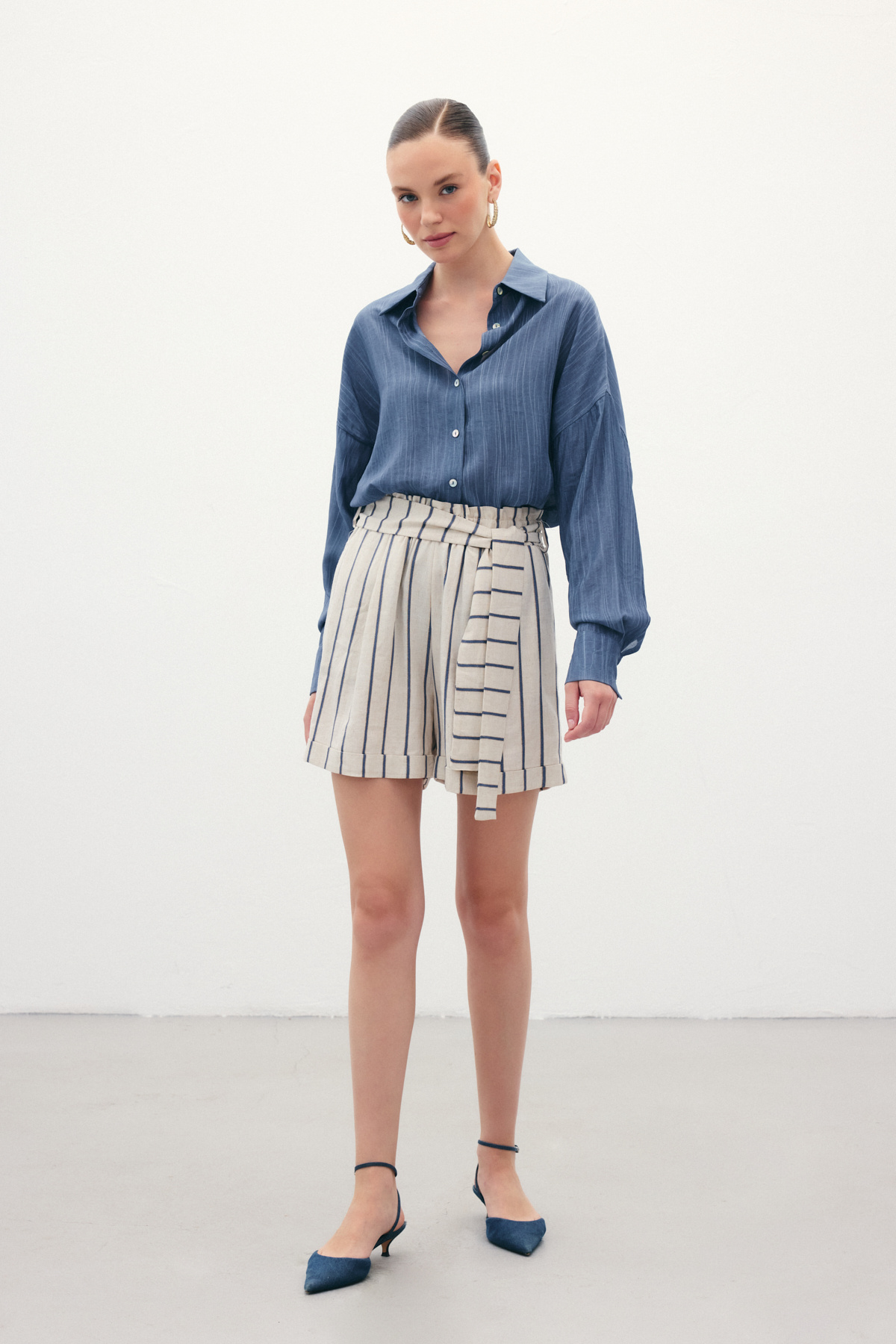 Çizgili Keten Şort - Lacivert