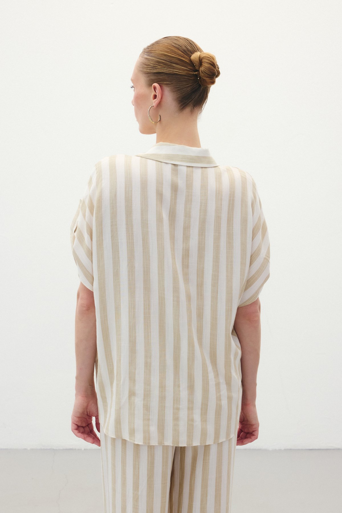 Çizgili Kısa Kol Gömlek - Bej
