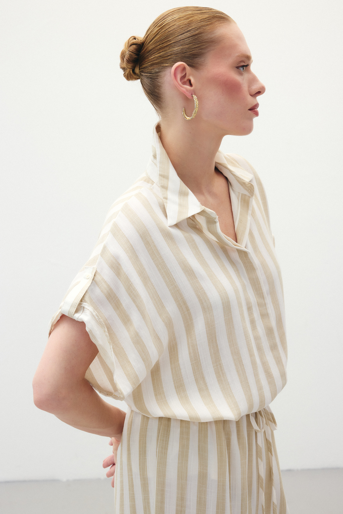 Çizgili Kısa Kol Gömlek - Bej