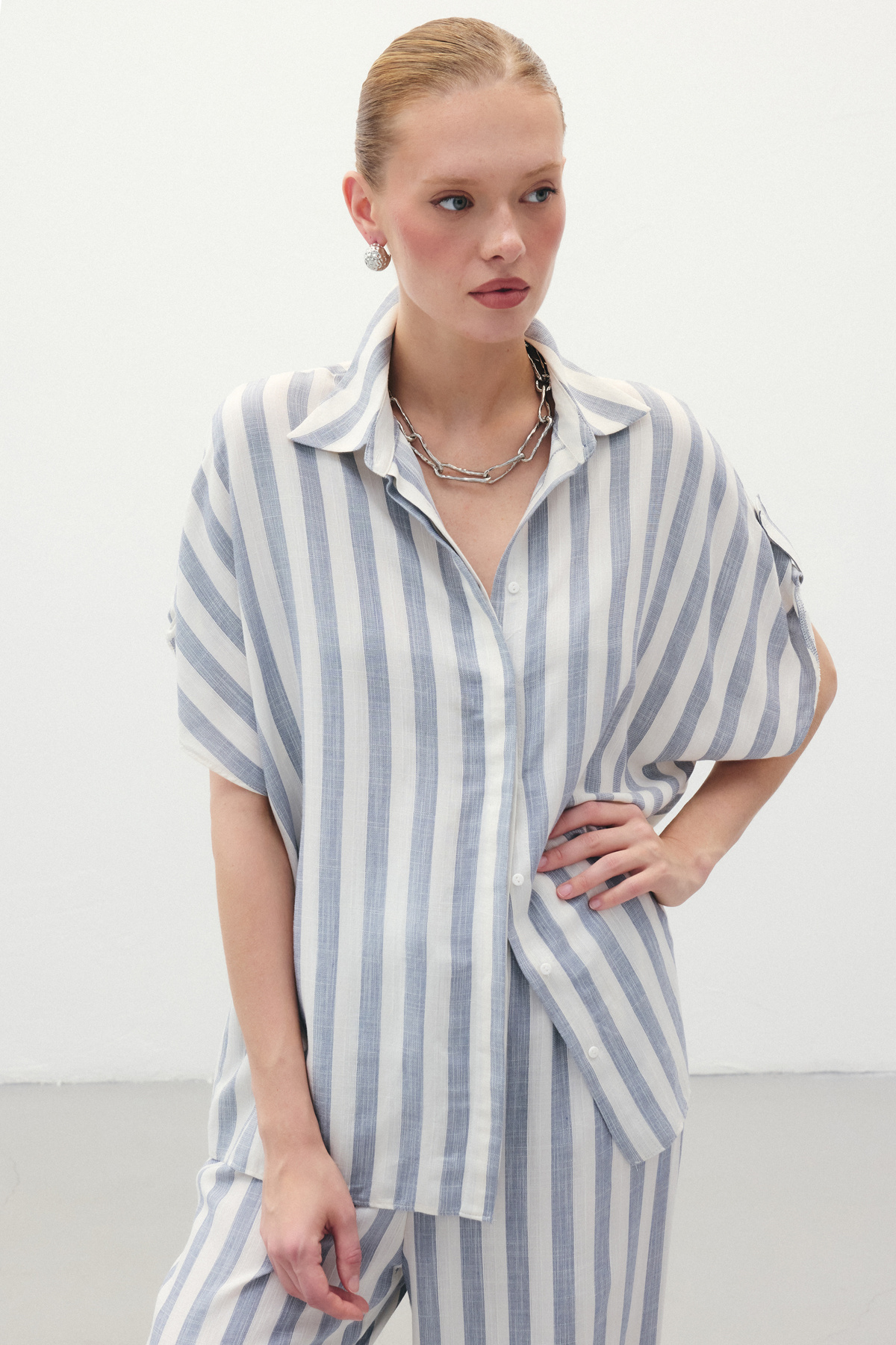 Çizgili Kısa Kol Gömlek - Lacivert