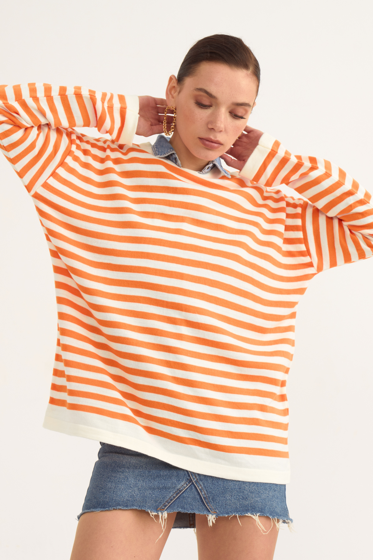 Striped oversize knit sweater - ORANJ