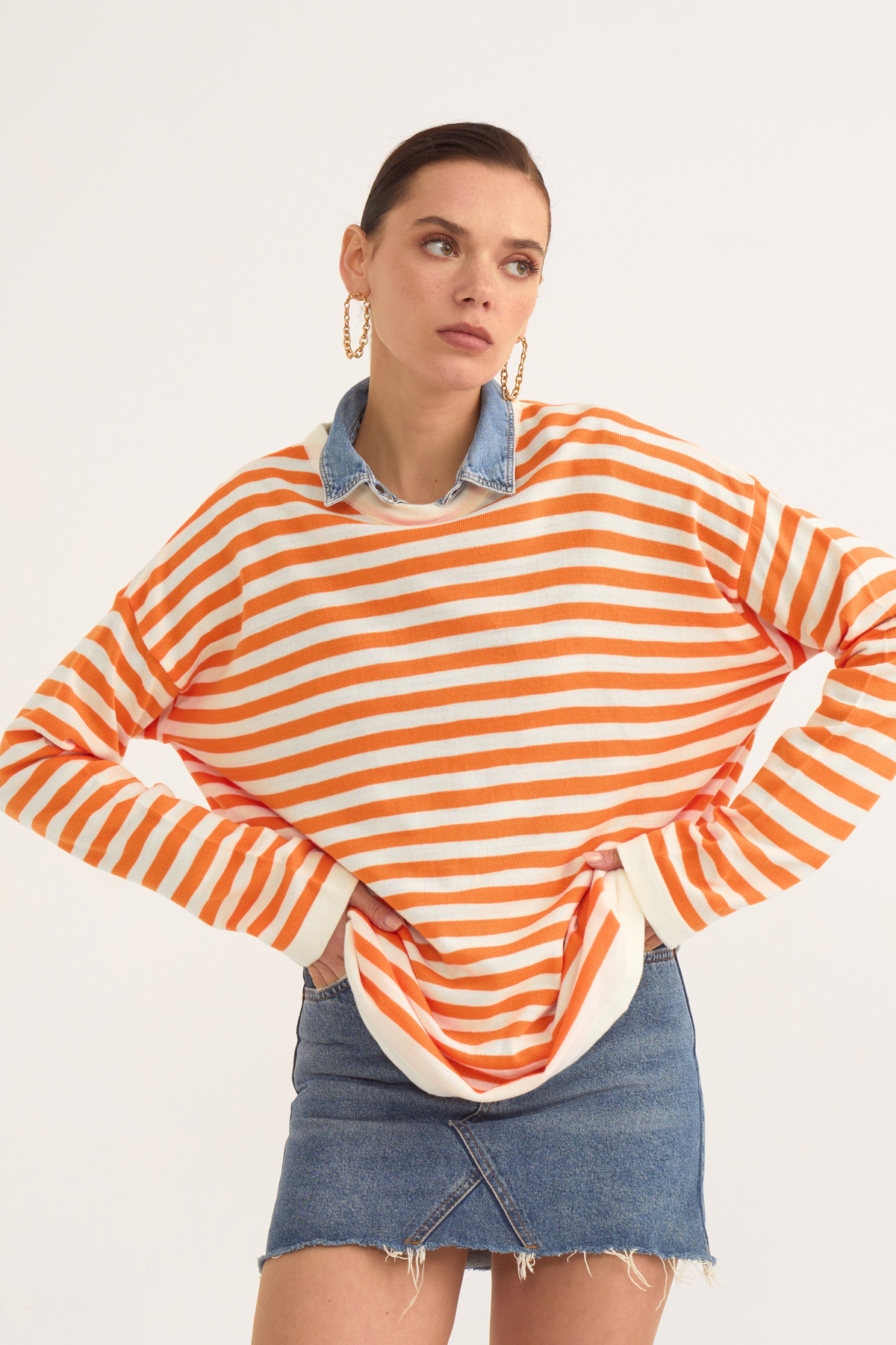 Striped oversize knit sweater - ORANJ