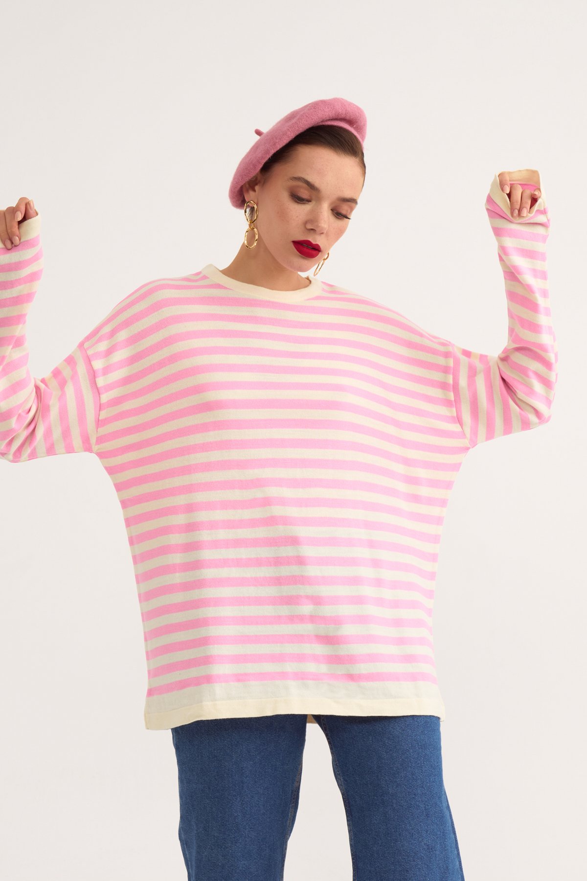 Striped oversize knit sweater - PINK