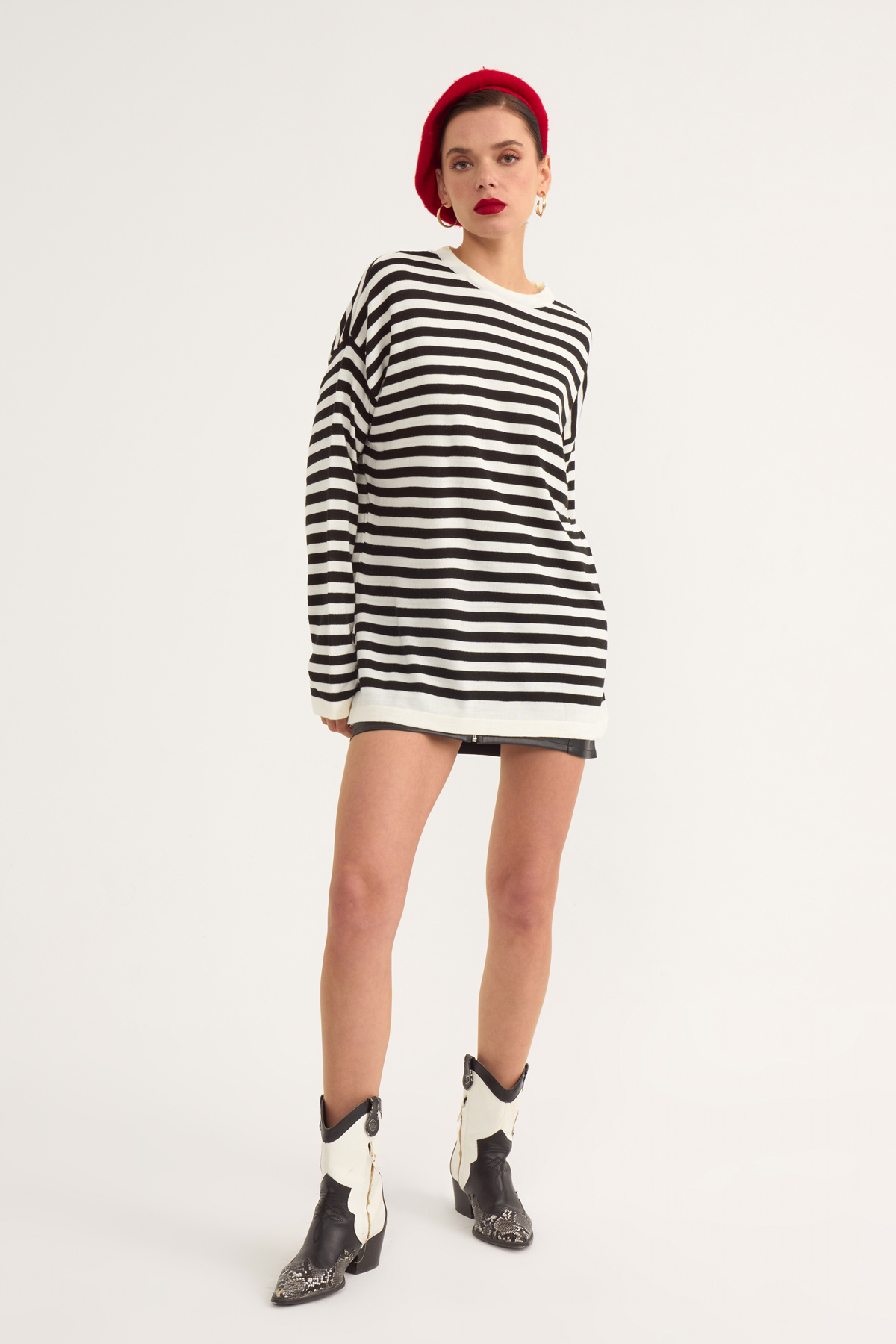 Striped oversize knit sweater - BLACK