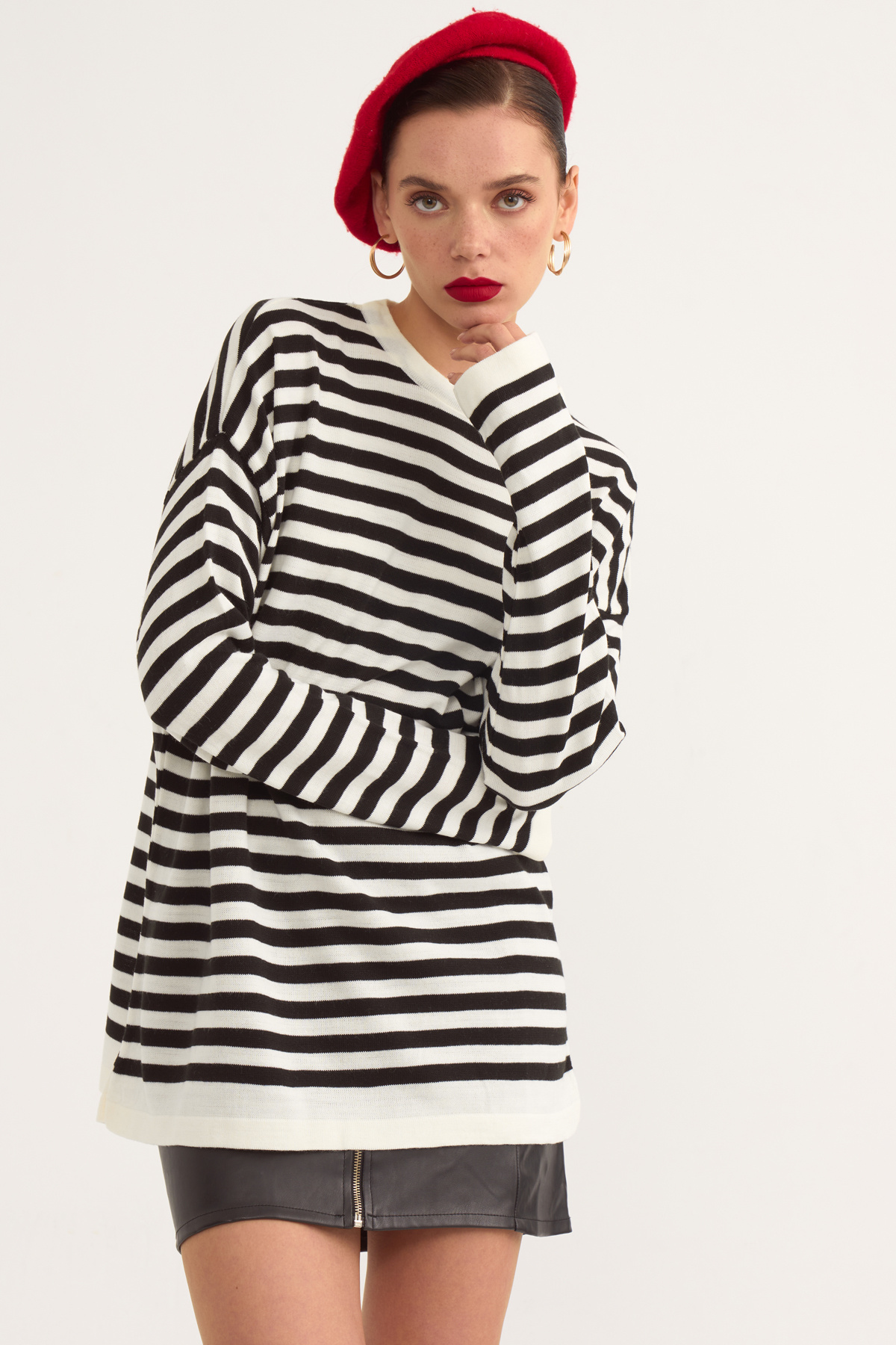 Striped oversize knit sweater - BLACK