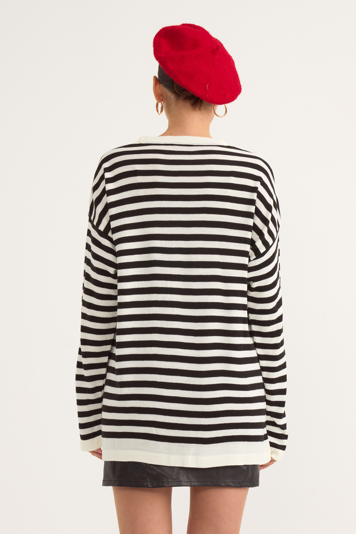 Striped oversize knit sweater - BLACK