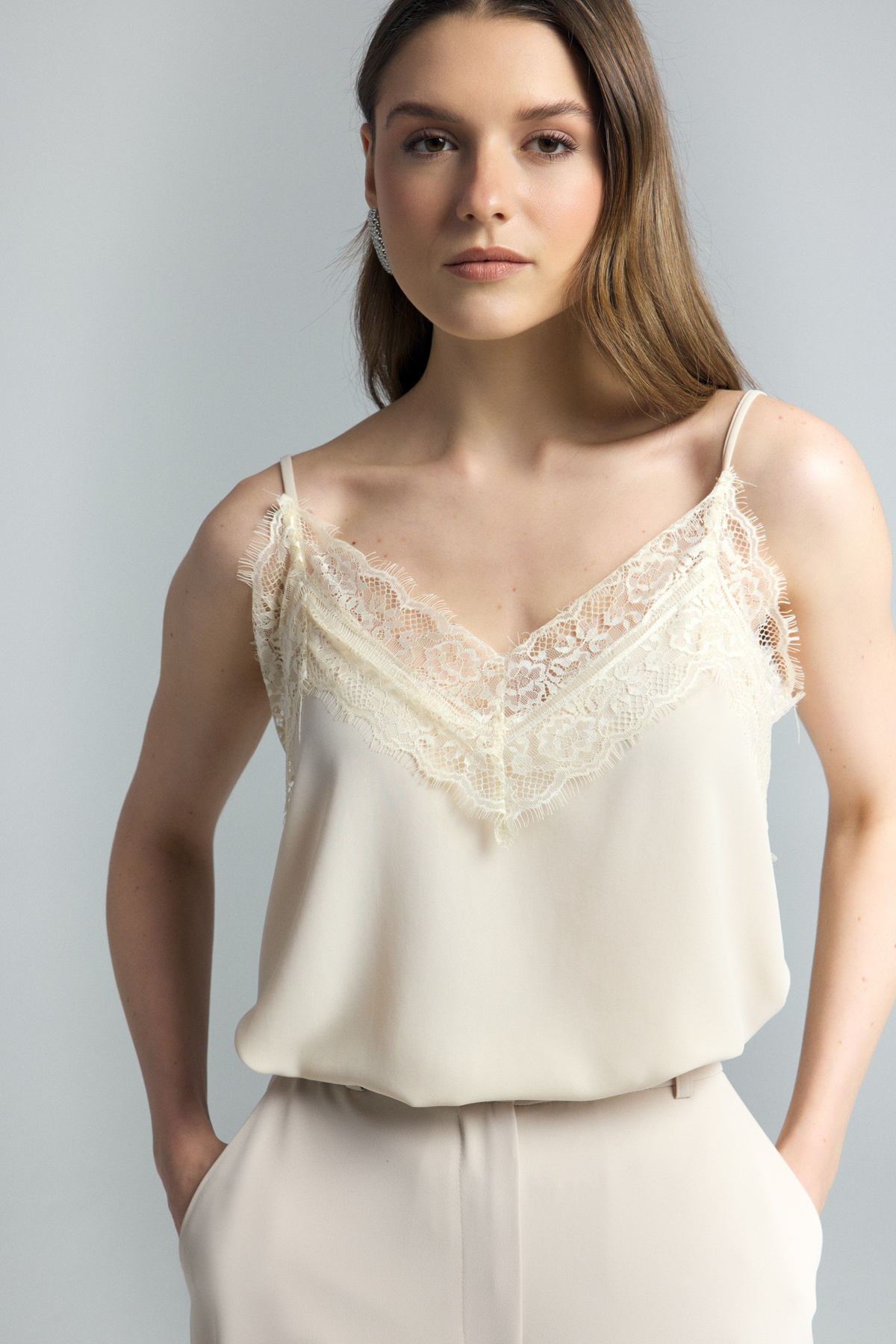 Lace Detail Strappy Blouse - Beıge
