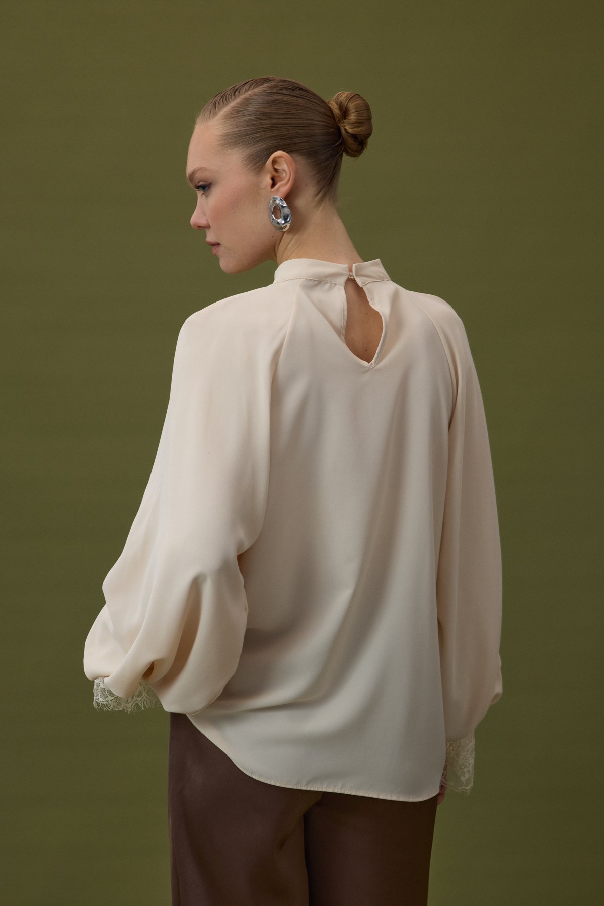 Long-sleeved Blouse with Lace Details - Beıge