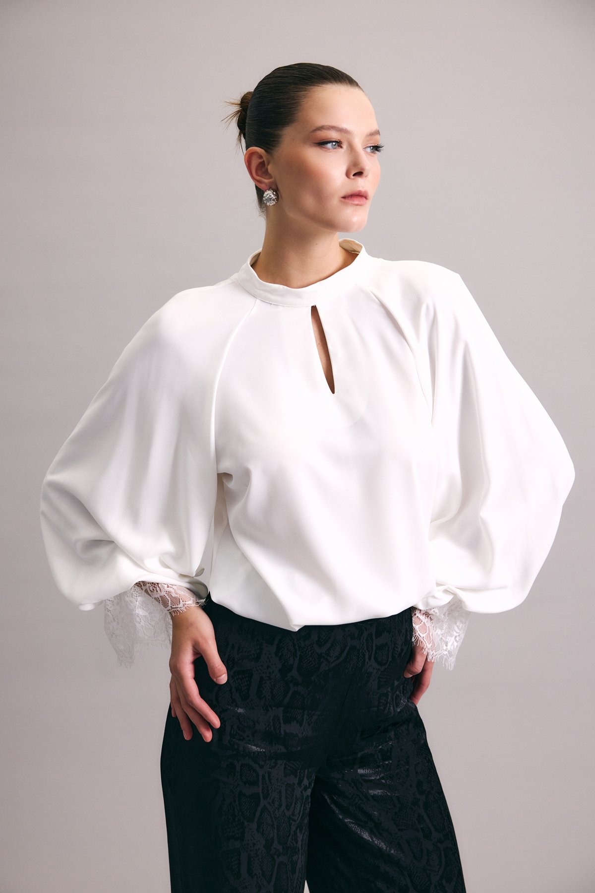 Long-sleeved Blouse with Lace Details - Ecru