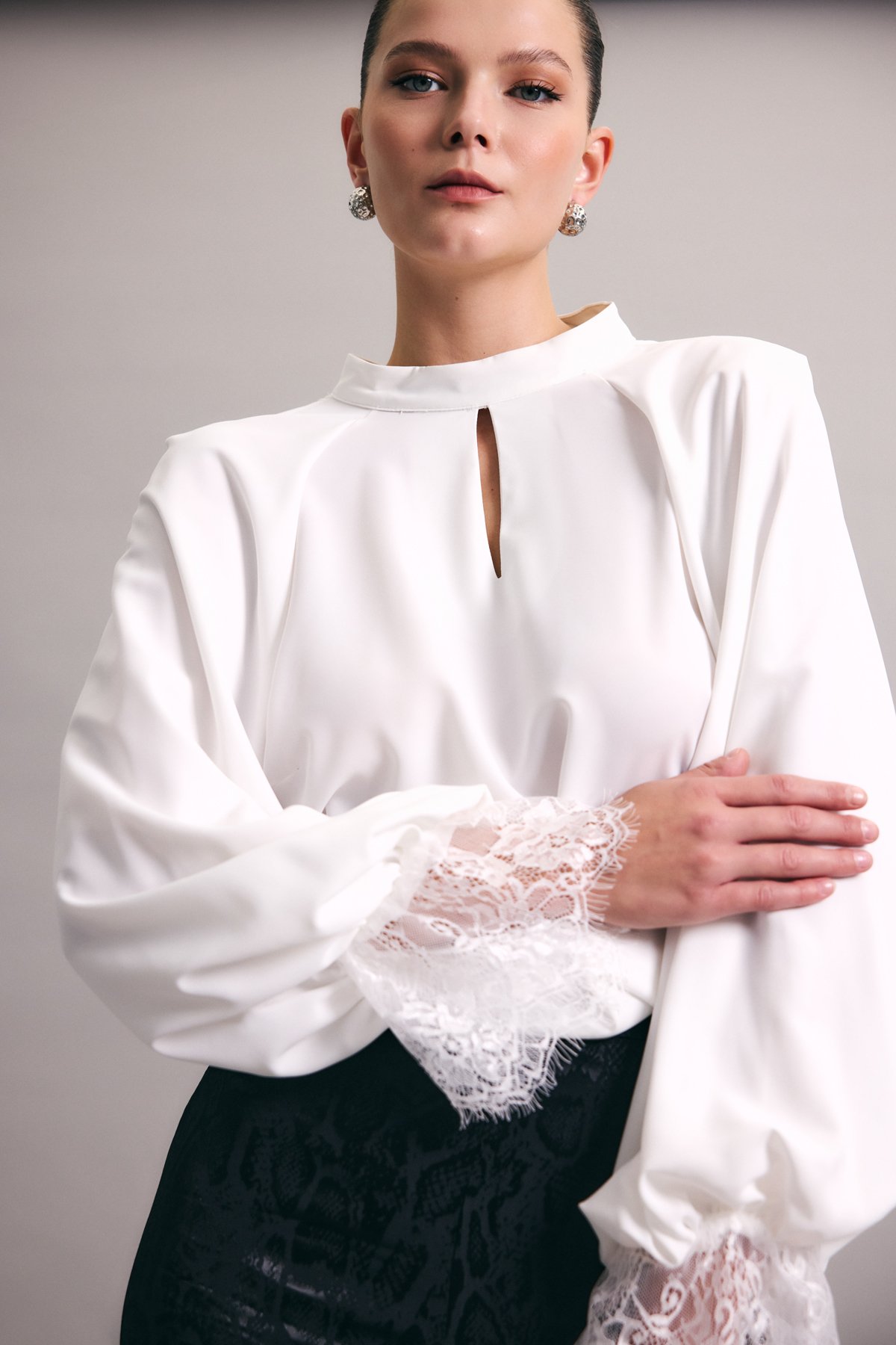Long-sleeved Blouse with Lace Details - Ecru