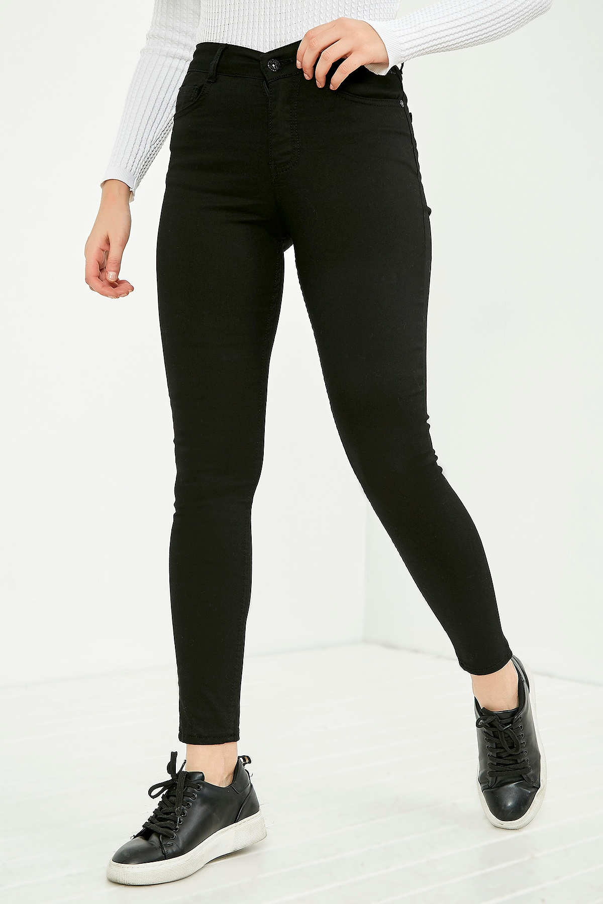 High Waist Pant - BLACK