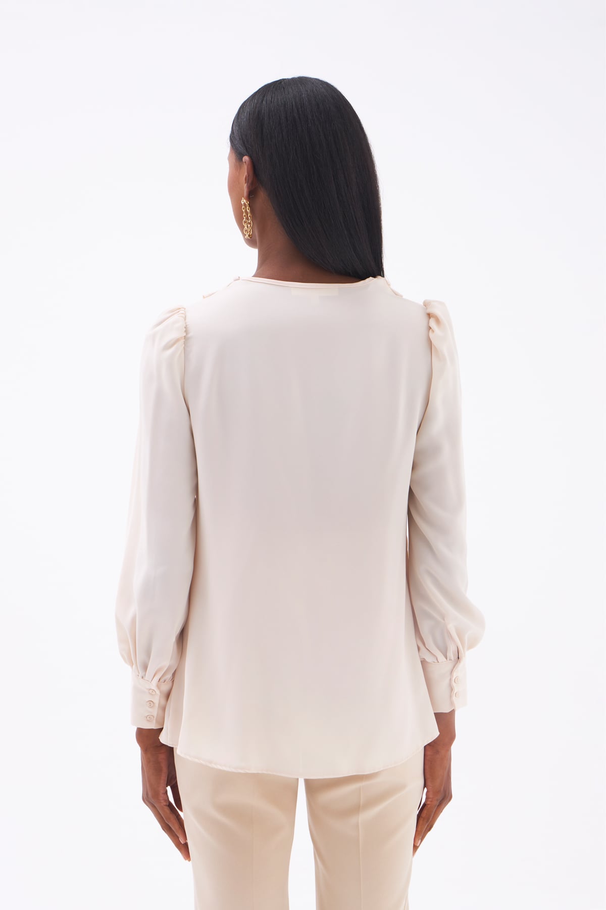 Collared blouse with accessories - BEIGE