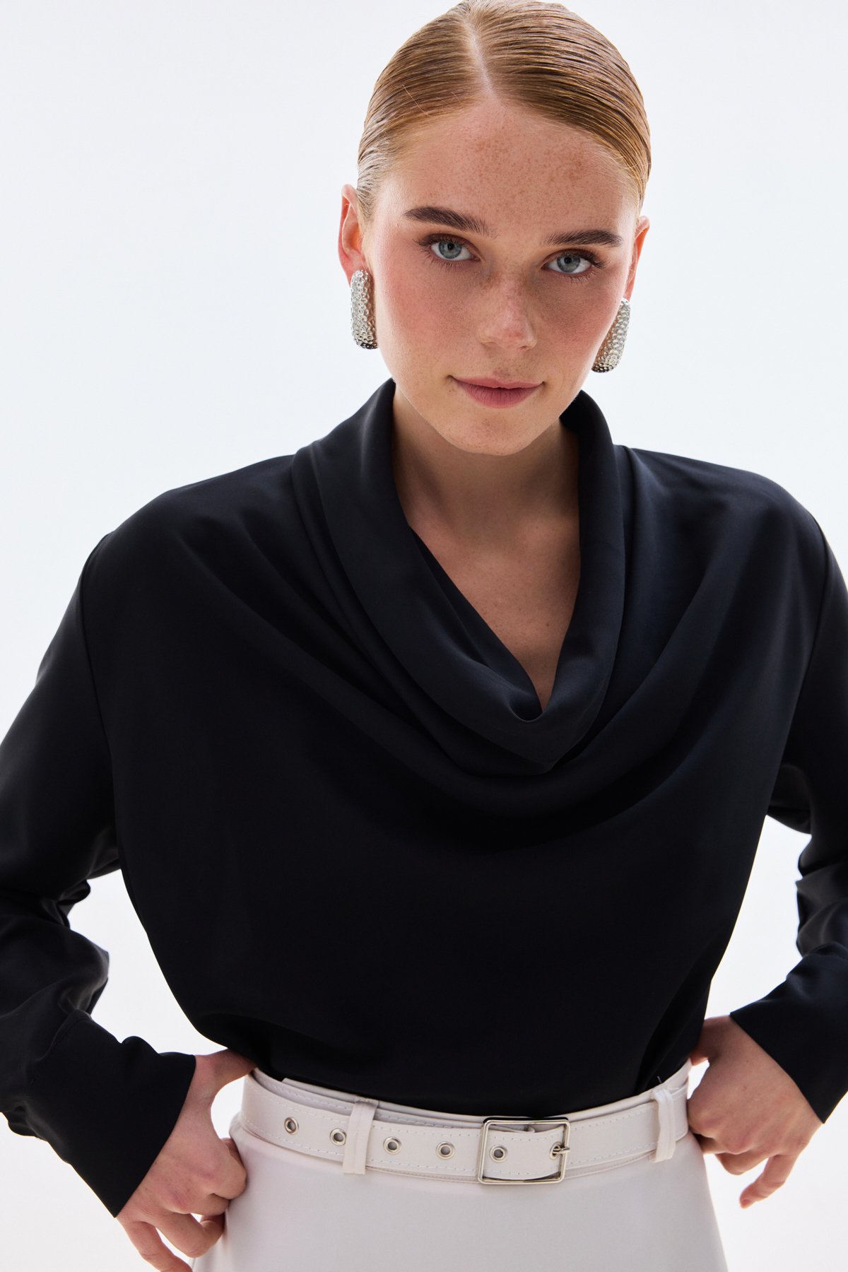 Degaje Yaka Bluz - Siyah