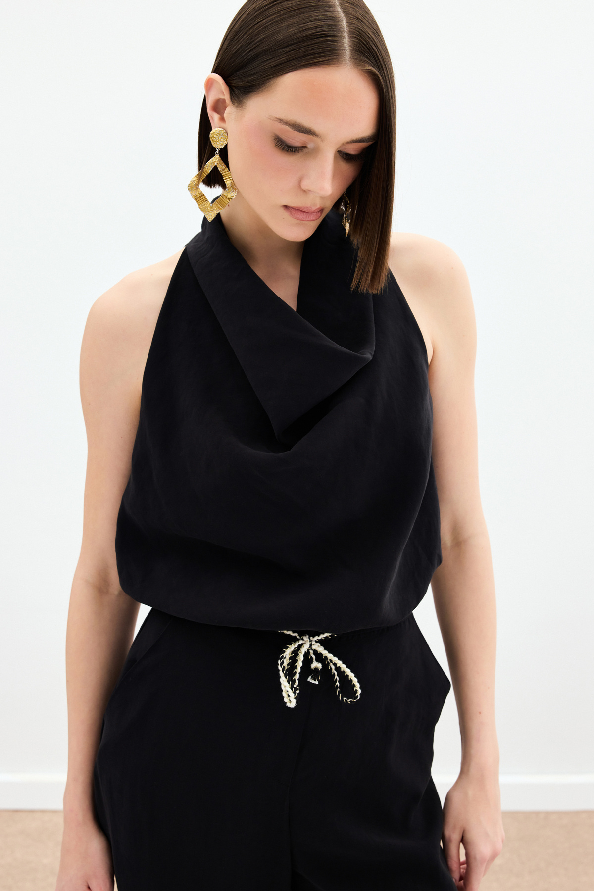 Degaje Yaka Bluz - Siyah