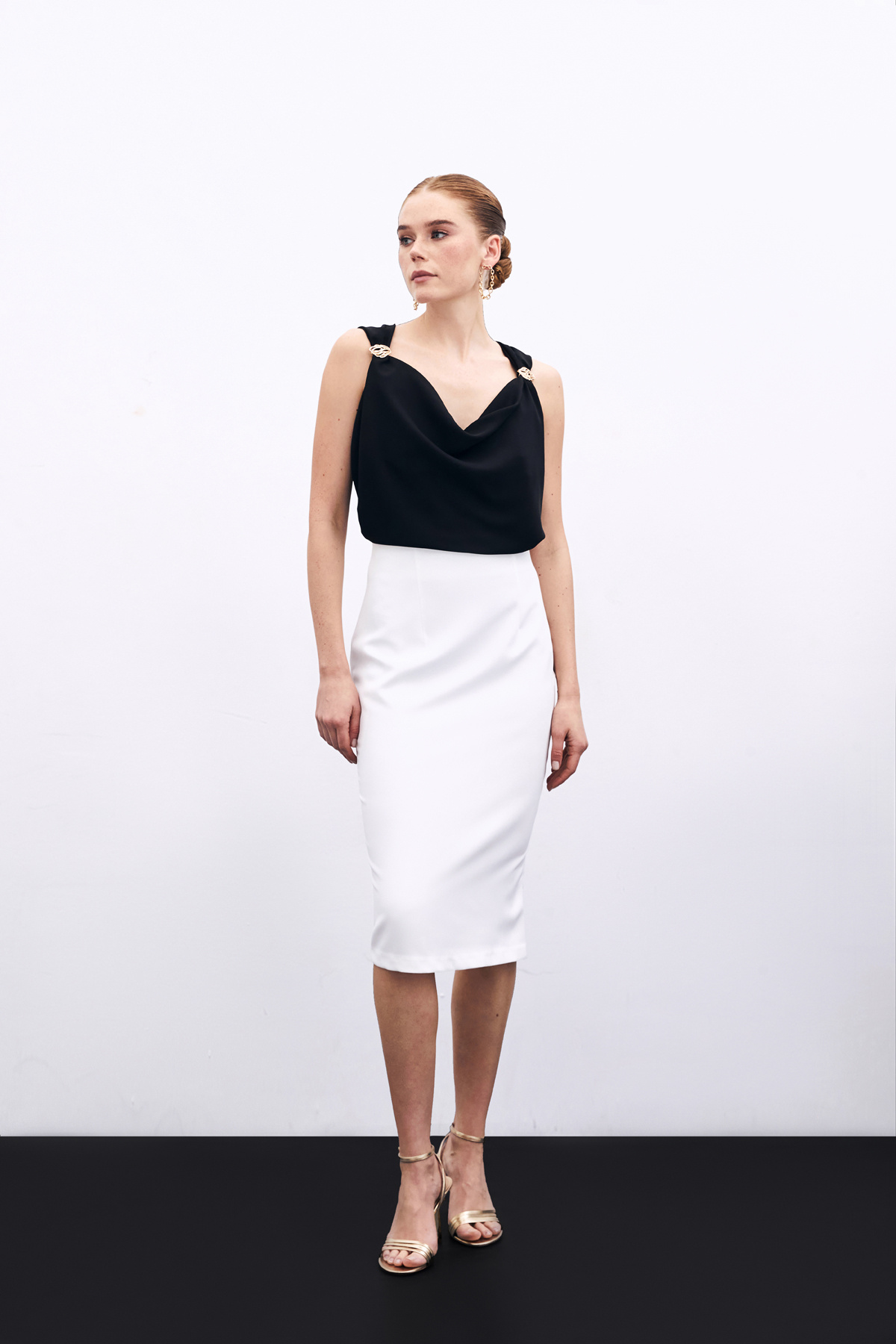 Degaje Yaka Bluz - Siyah