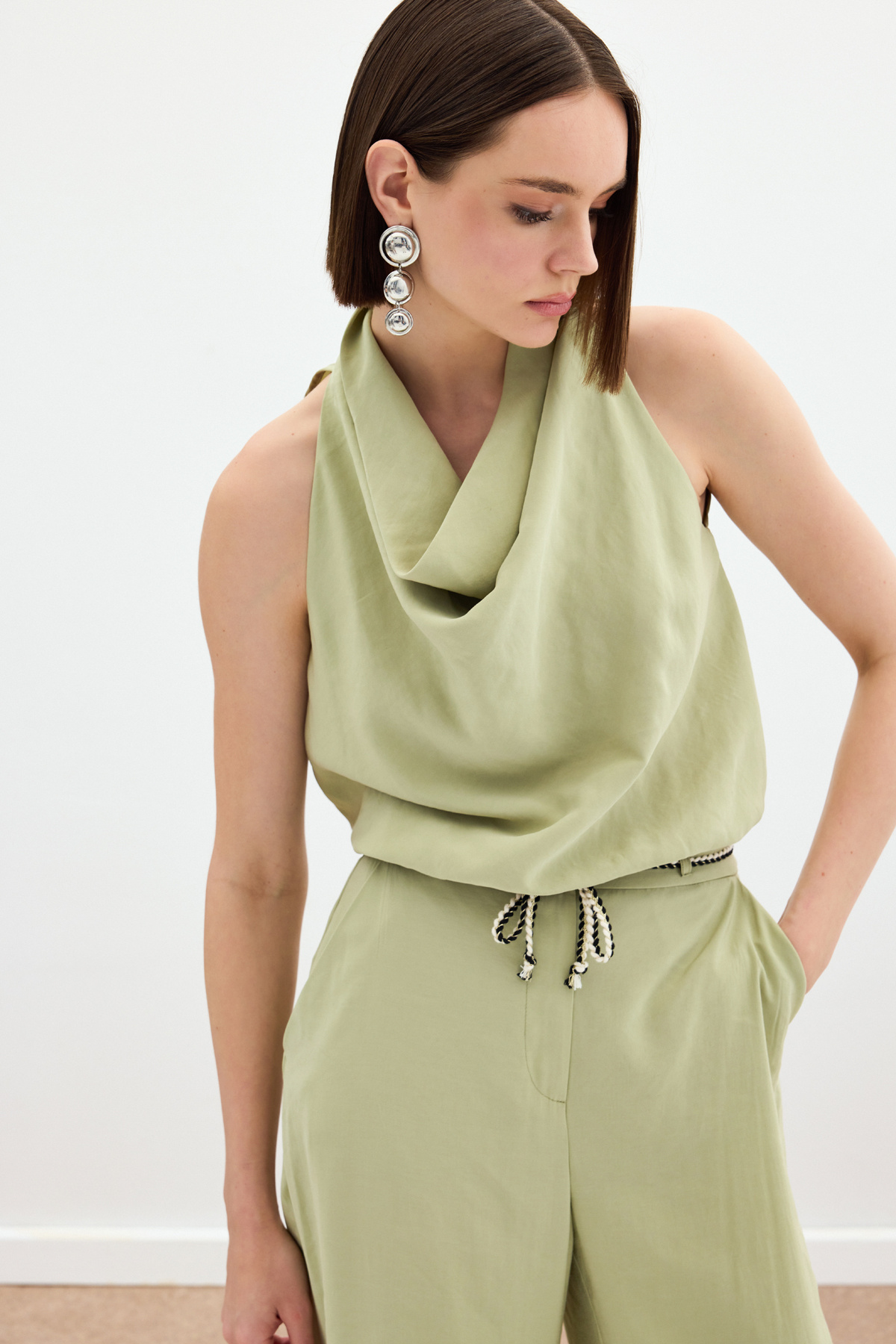 Degaje Yaka Bluz - Yağ Yeşili