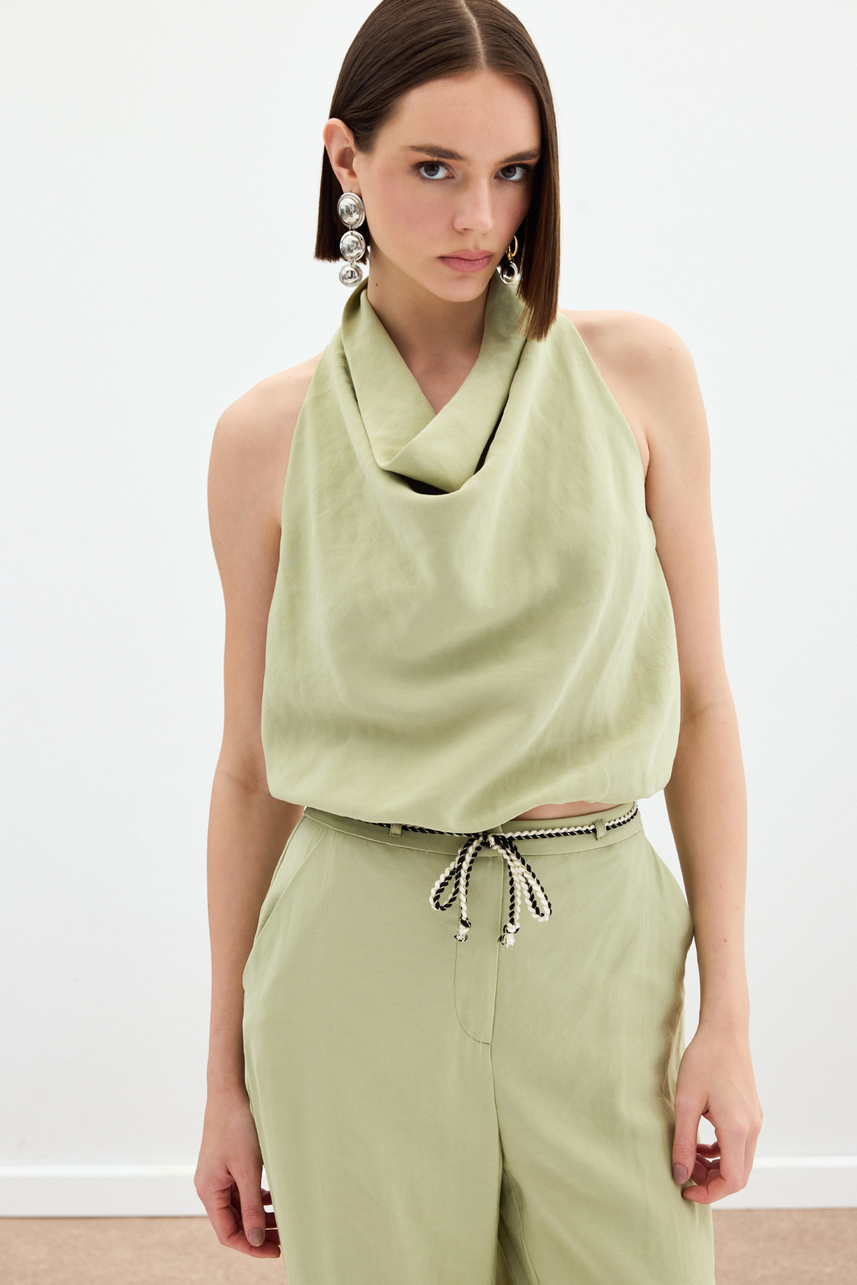 Degaje Yaka Bluz - Yağ Yeşili