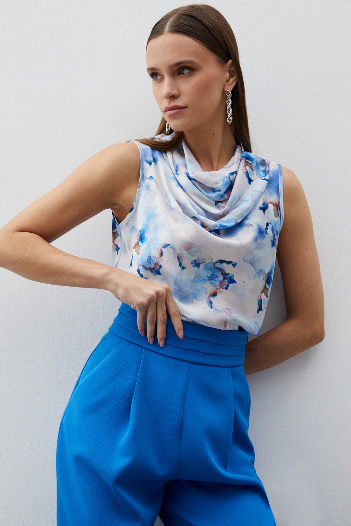 Degaje Yaka Desenli Bluz - MAVİ