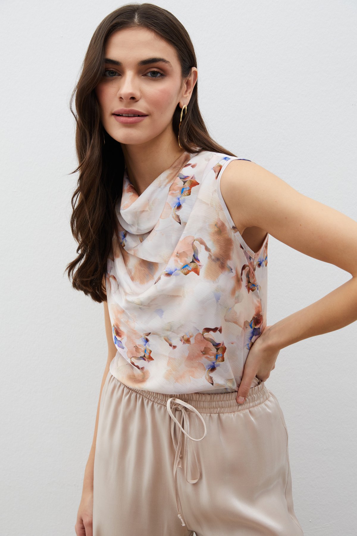 Degaje Yaka Desenli Bluz - VİZON