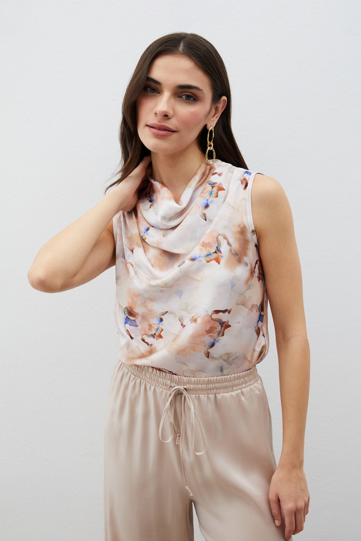 Degaje Yaka Desenli Bluz - VİZON