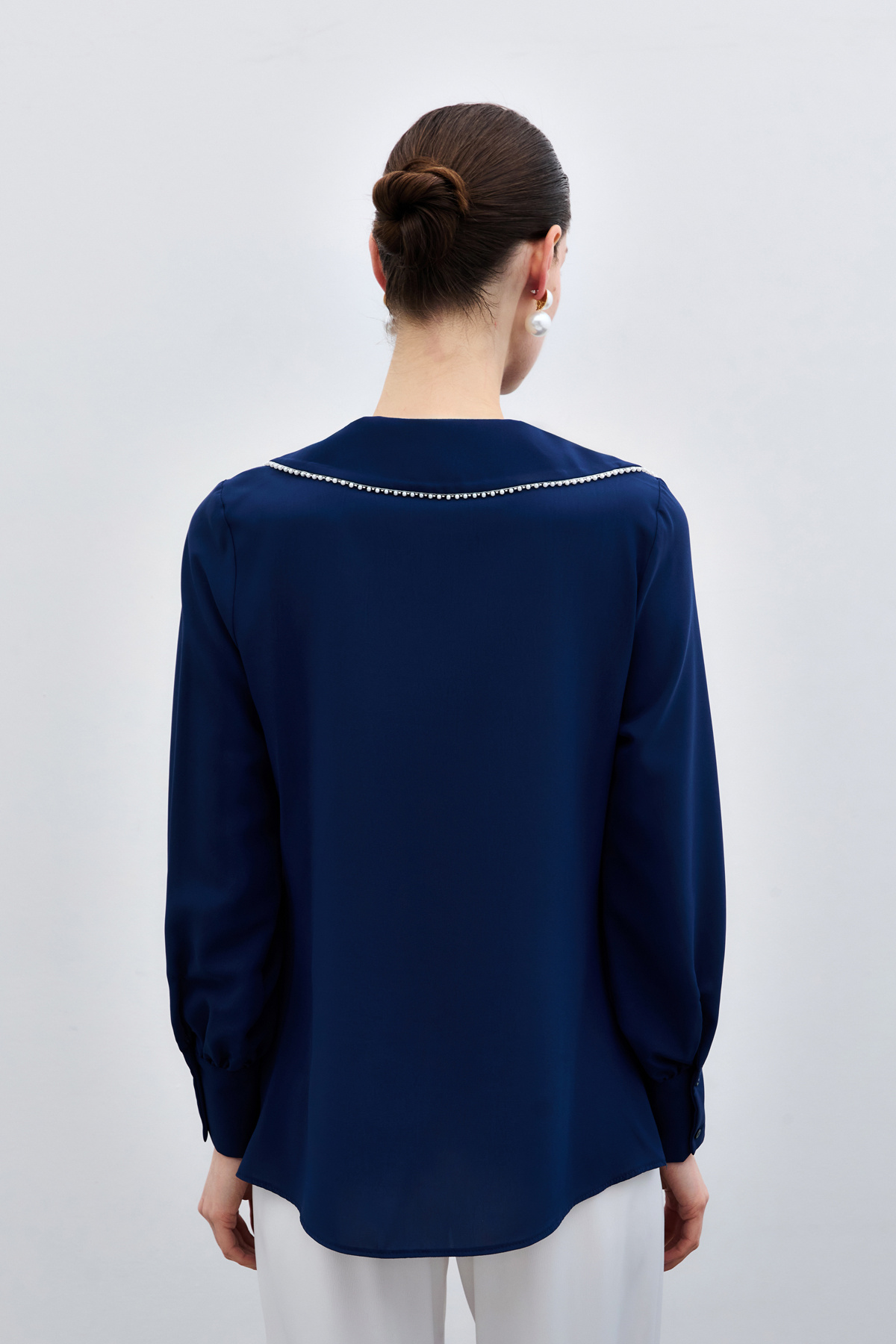 Degaje Yaka İncili Salaş Bluz - Lacivert