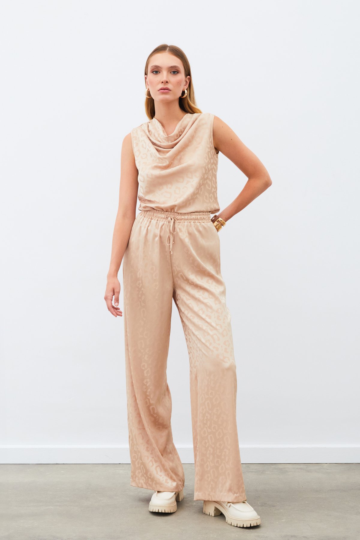 Degaje Yaka Kolsuz Bluz - CAMEL