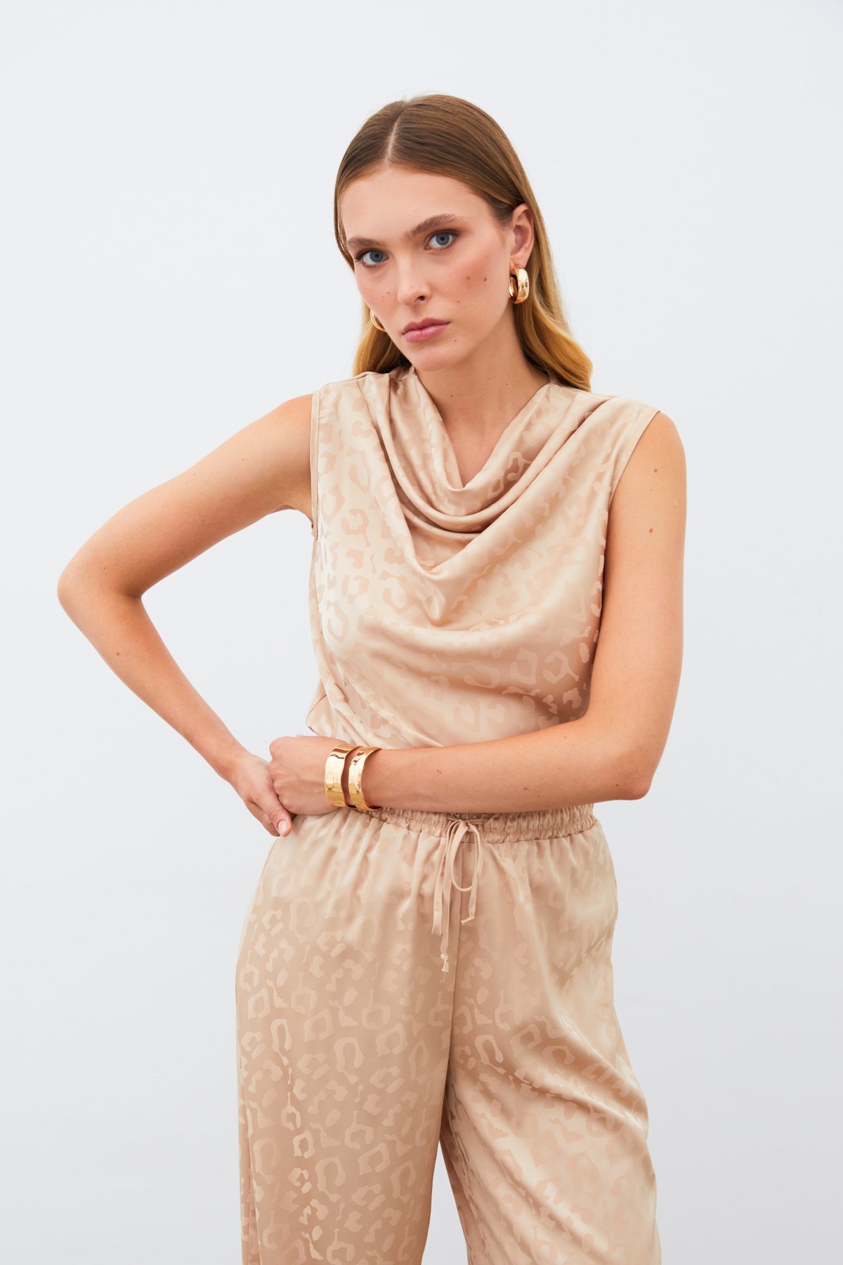 Degaje Yaka Kolsuz Bluz - CAMEL