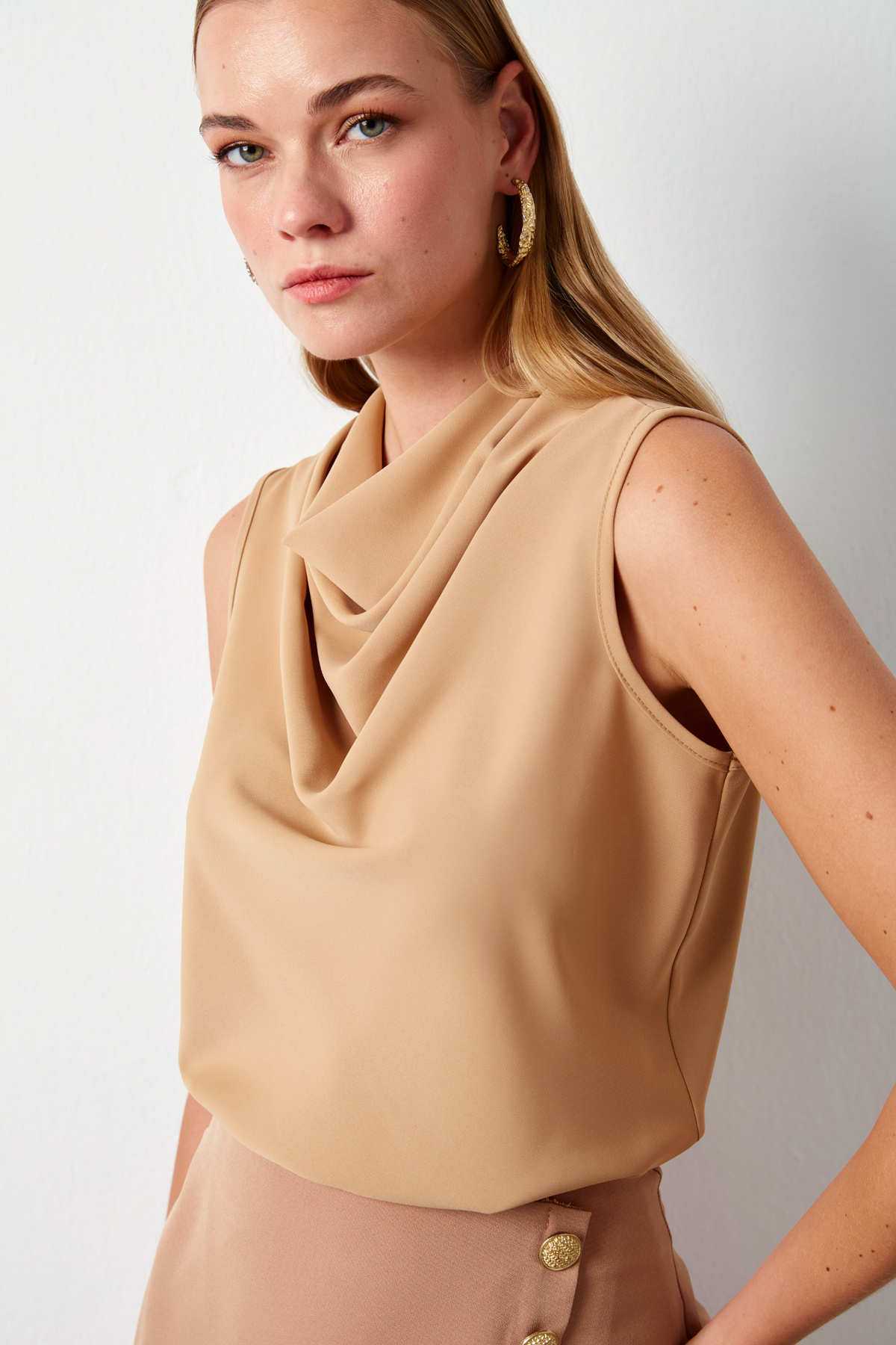 Degaje Yaka Kolsuz Bluz - CAMEL